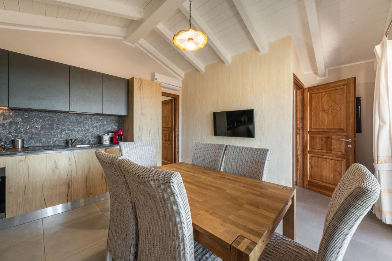 Villa Sa Rocca Junior & Suite Chia Extérieur photo